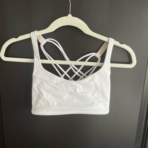 Lululemon free to be bra, size 6, color:white